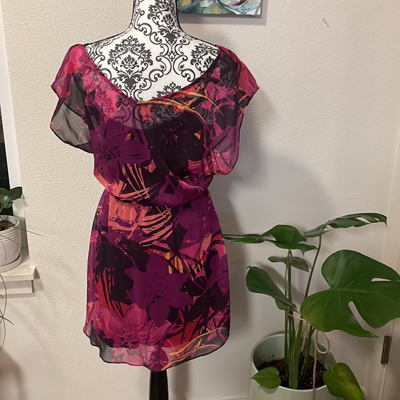 Stunning Tunic Length Top by Express - Picture 3 of 3